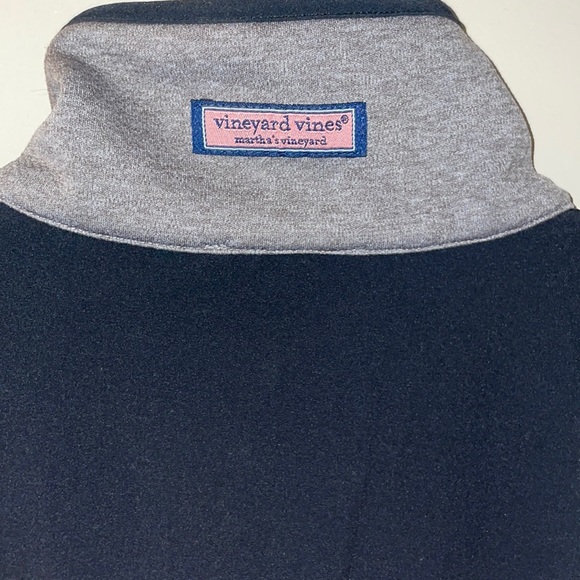 Woman’s Vineyard Vines grey and black athletic quarter zip - Picture 5 of 6
